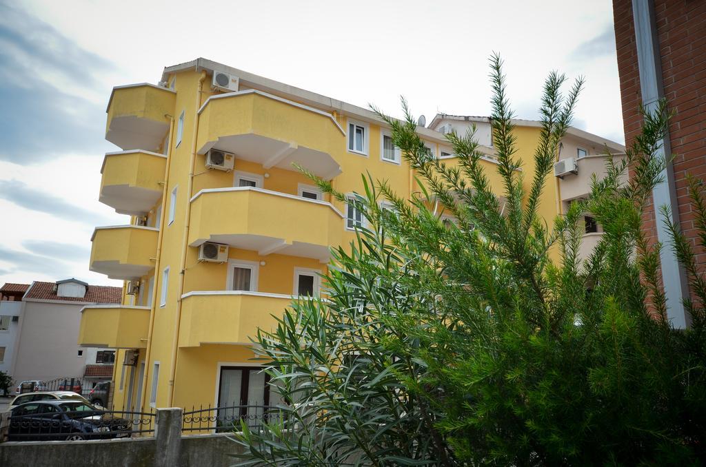 Alexandra * Budva